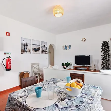 Casa Amarela Holiday home *