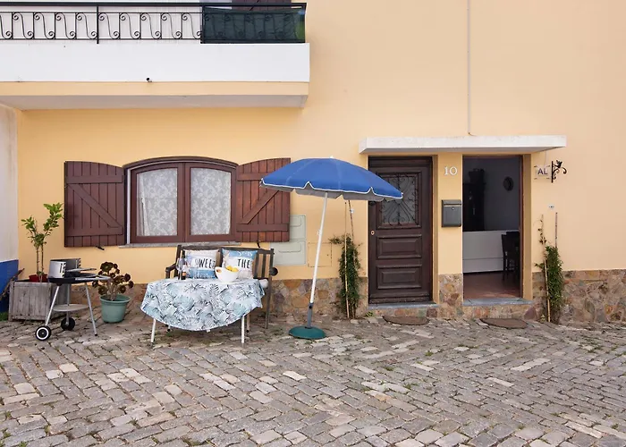 펜션 Casa Amarela 타비라