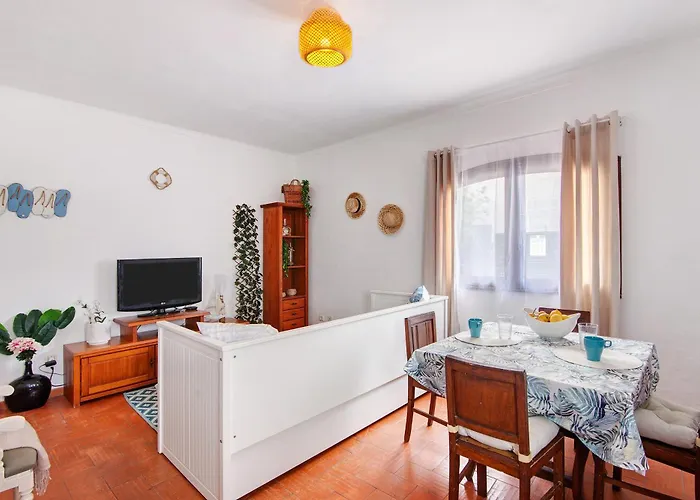 Casa Amarela * 타비라