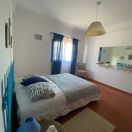 Casa Amarela Holiday home *